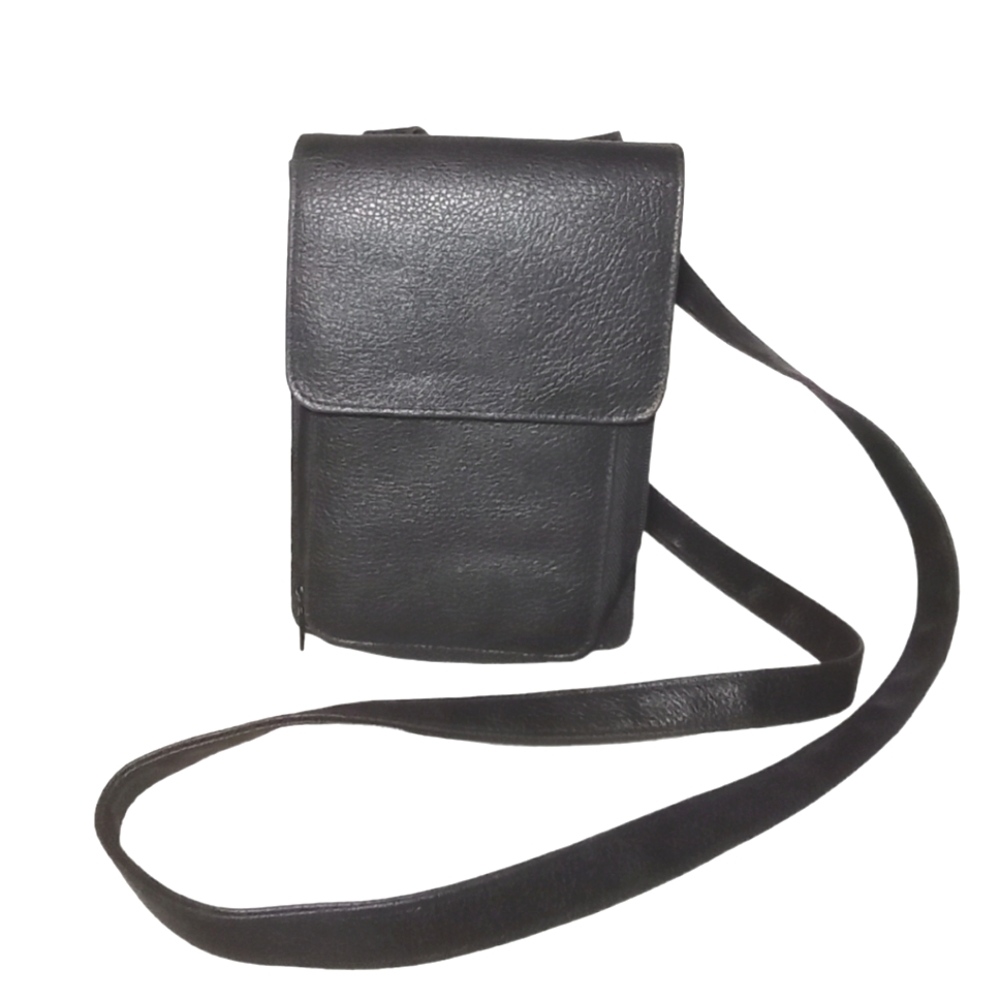 1995 Sasson Leather Crossbody Handbag Shoulder Wallet Black Purse 8"H x 5.50W"